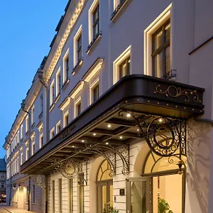 ***** Hotel Saski Curio Collection By Hilton Poland
